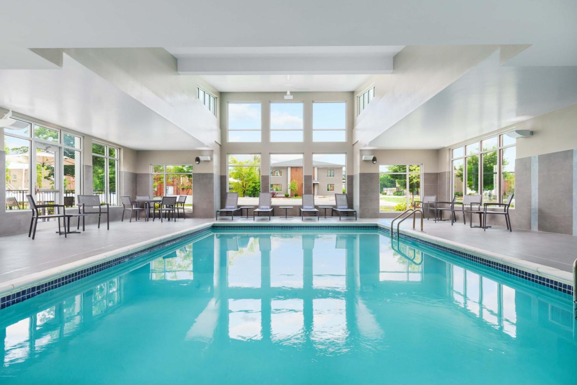 Residence Inn By Marriott New Haven Hamden Bagian luar foto